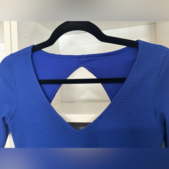 Dynamite Ribbed Electric Blue Midi Dress - Picture 3 of 9